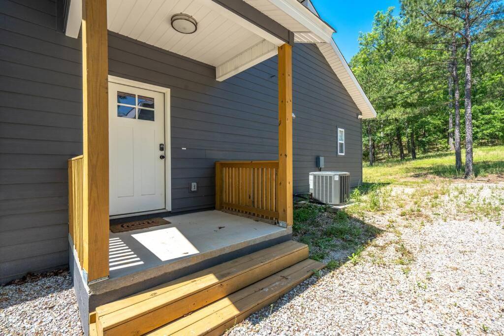 Villa Modern Cabin Oaklawn In 10 Min Private Patio Hot Springs Exterior foto